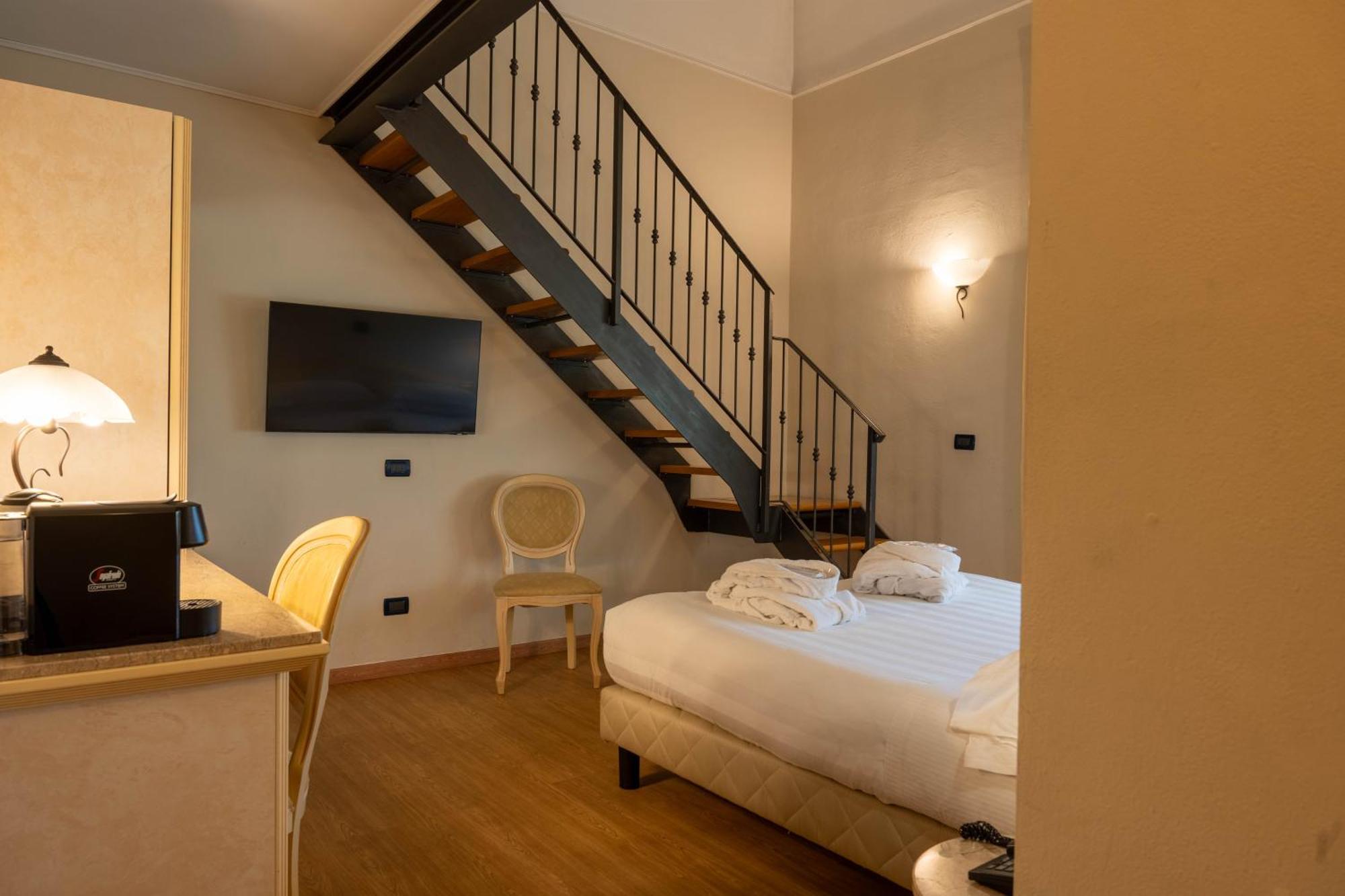 Hotel London Viareggio Exterior foto