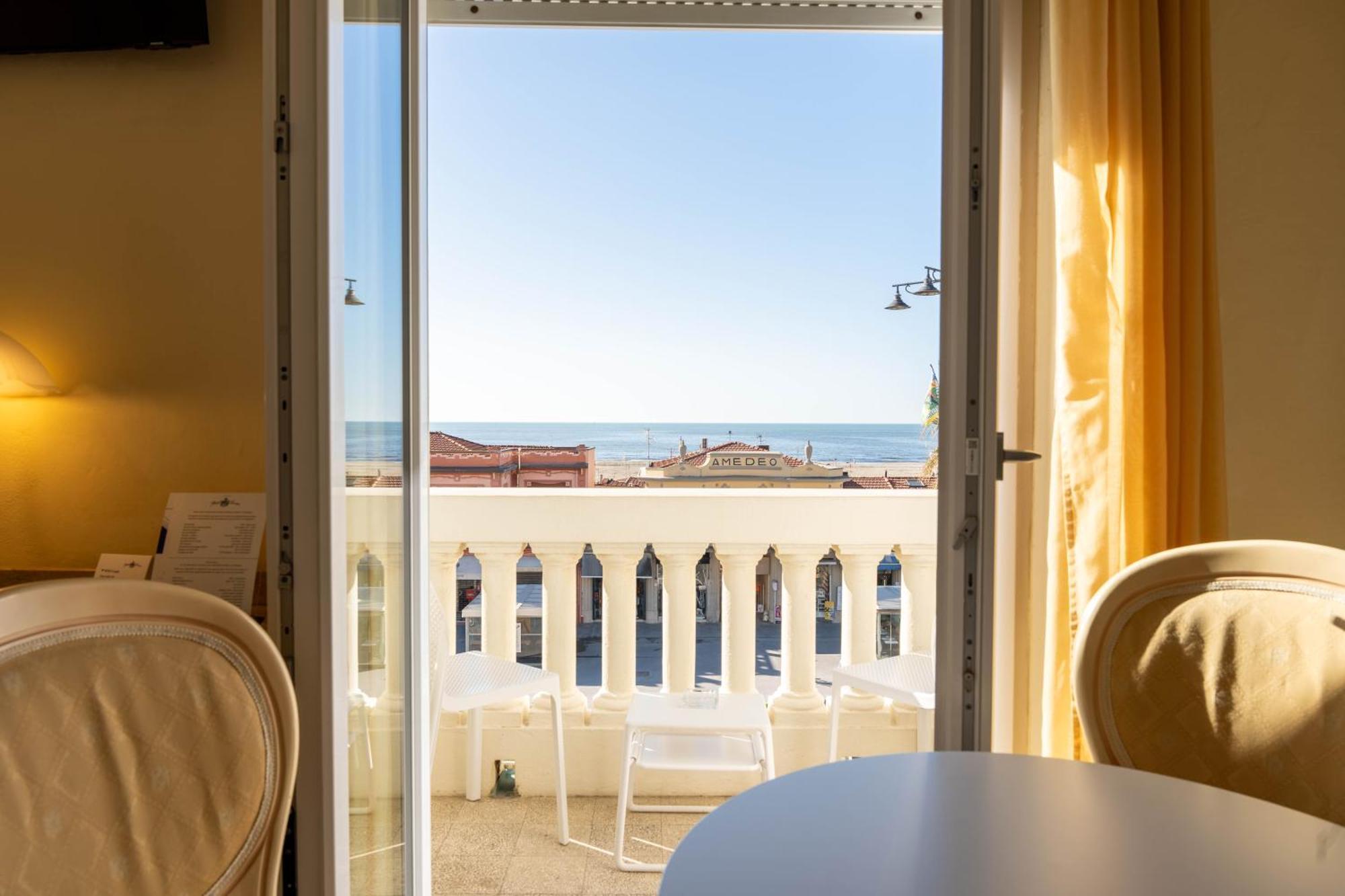 Hotel London Viareggio Exterior foto